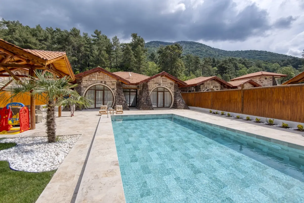 Üzümlü'de villa